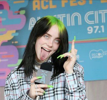 Billie Eilish | Scrolller