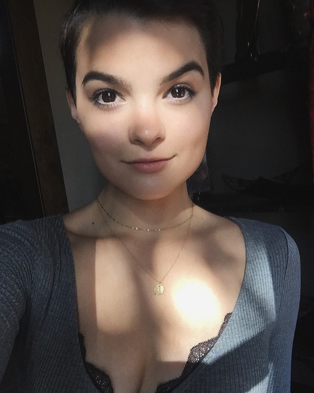 Brianna Hildebrand Nude Fakes