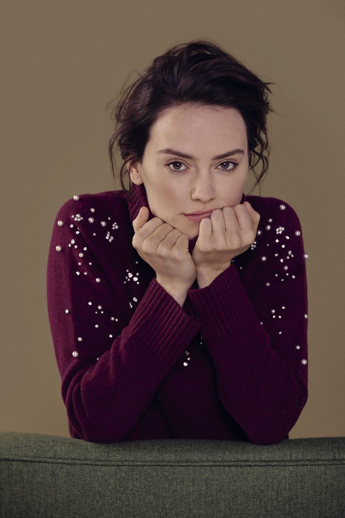 can-someone-cuck-me-as-daisy-ridley-by-describing-how-you-are-cheating