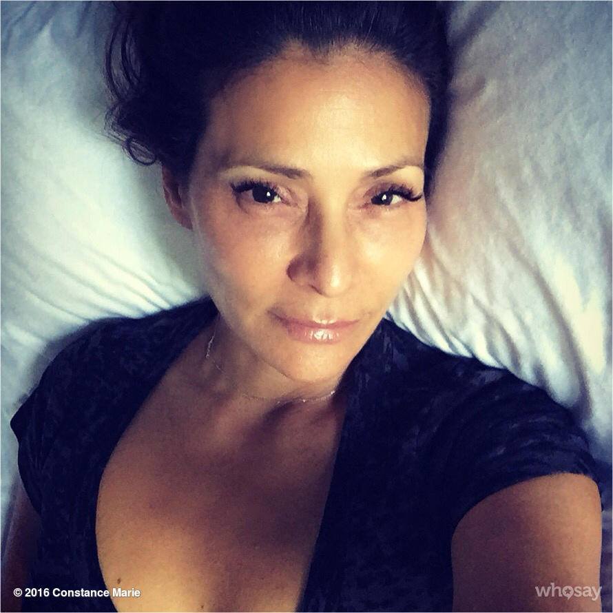 Chillin in bed Scrolller