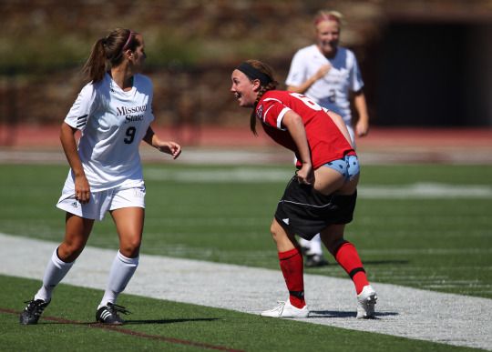 College Soccer Girl Got Pantsed Scrolller