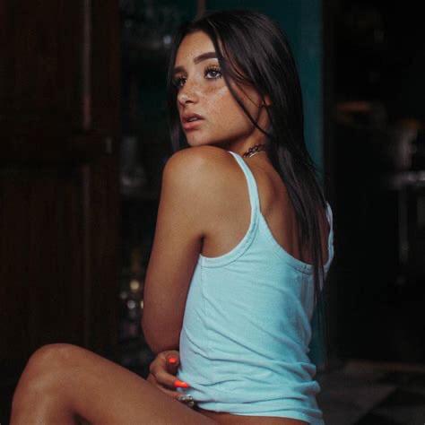 (Updated) mackzjones link (in comments) Scrolller