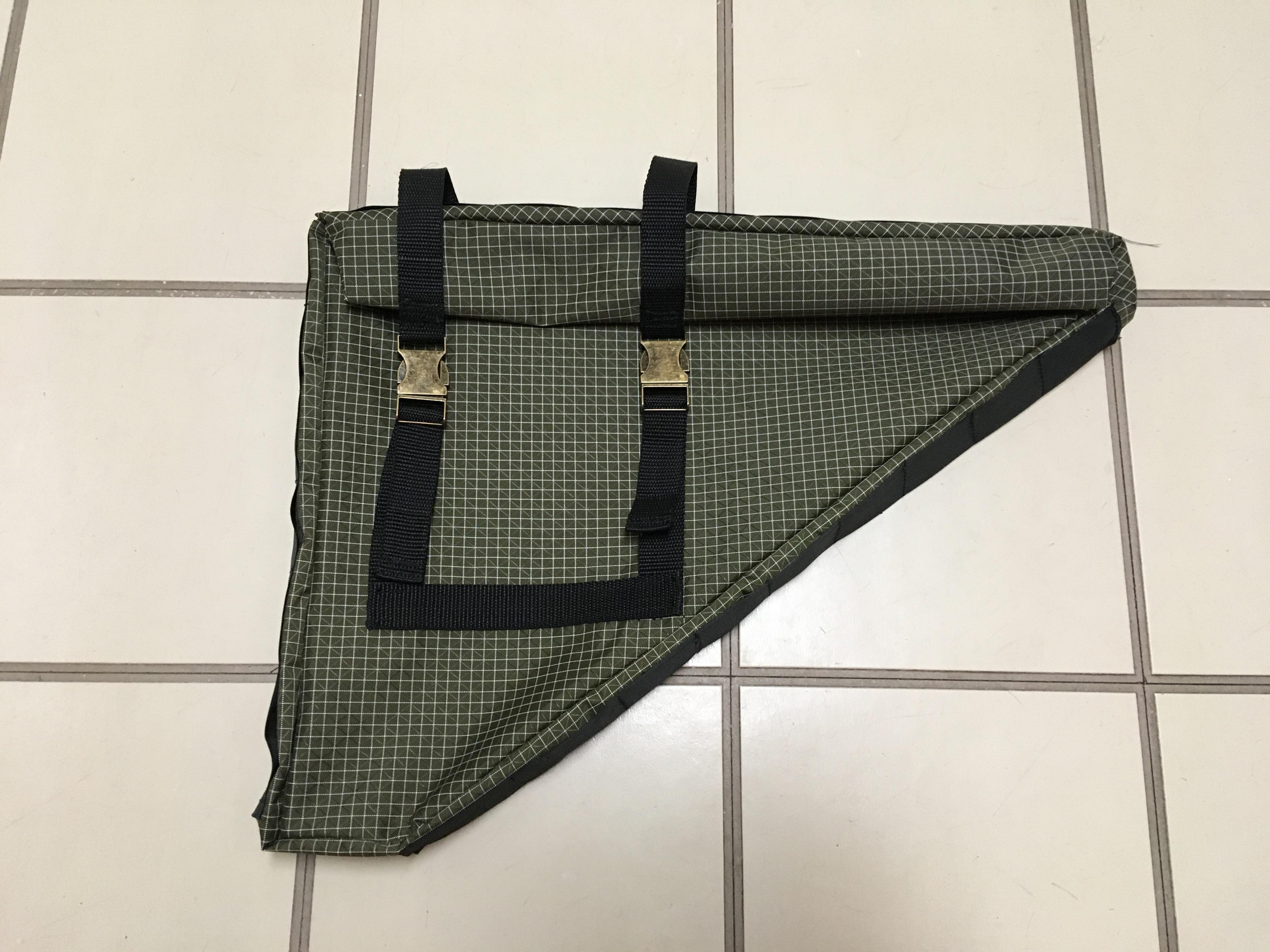 Custom MYOG Roll Top Frame Bag. Details/pics in thread. Scrolller