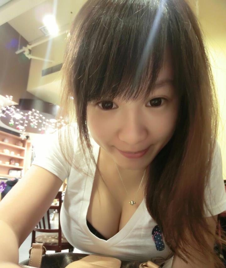 Cute And Busty X Post From R Realchinagirls Scrolller