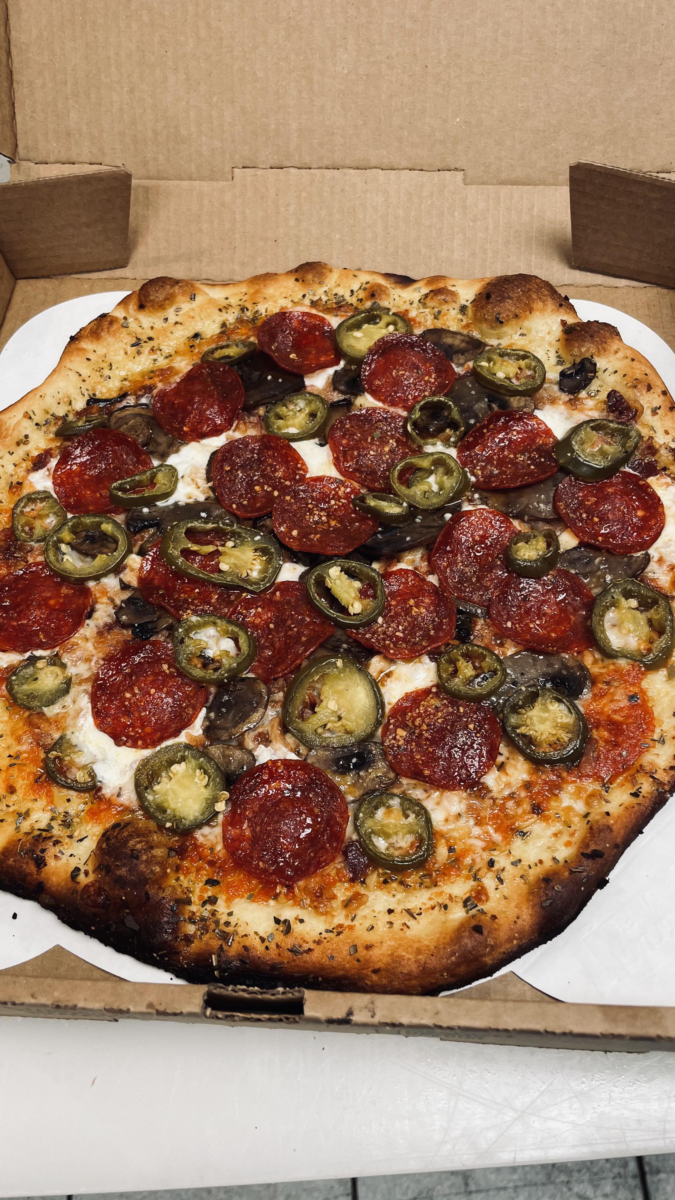 Pretty Izza Daily pretty pizza pic from Pizza 3.14 in Boulder, CO! | Scrolller