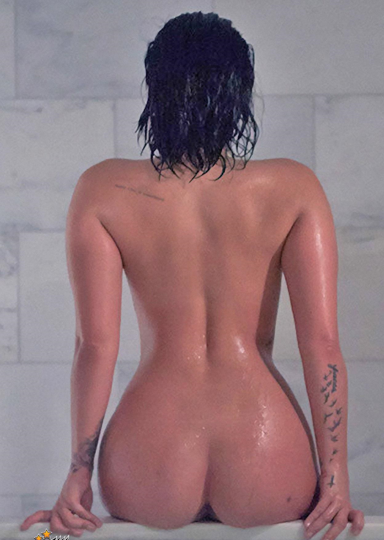 Demi lovato asshole