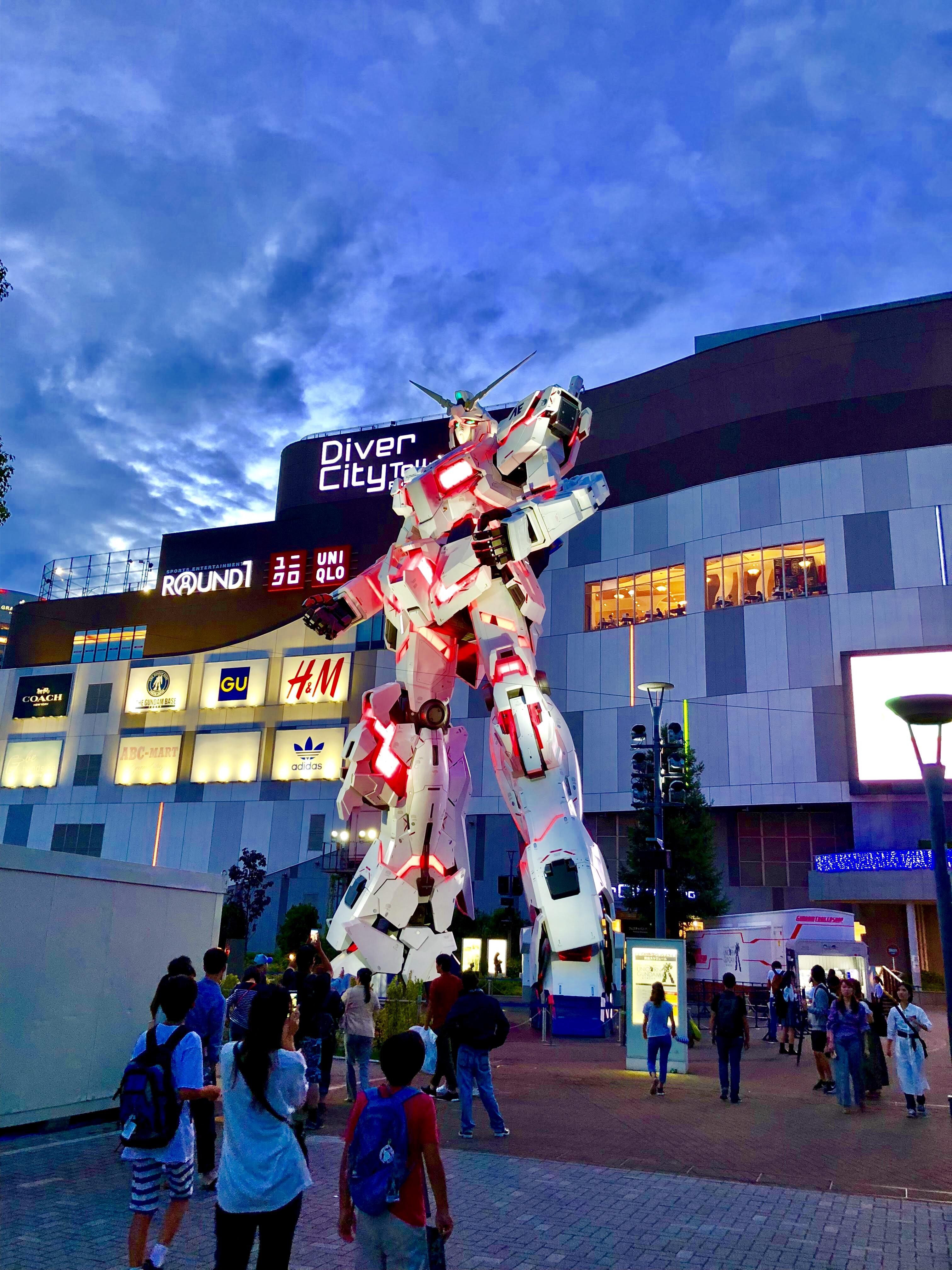 Divercity, Odaiba | Scrolller