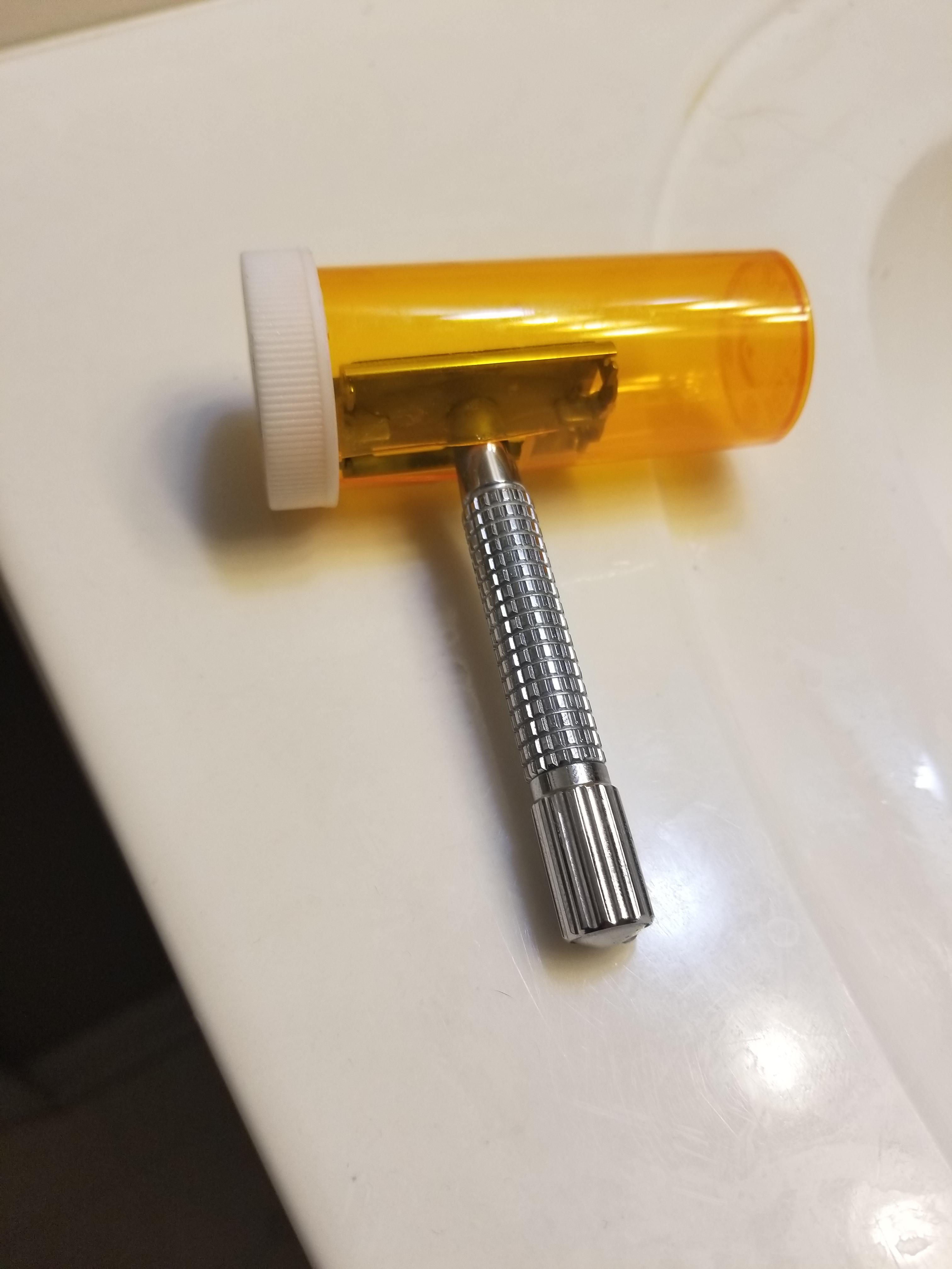 DIY child safety lock for a razor. | Scrolller