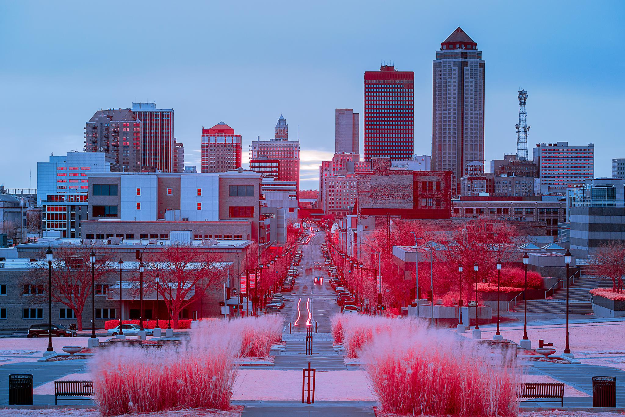 Downtown Des Moines, Iowa. Full-spectrum Canon 6D, B+W 090 filter ...