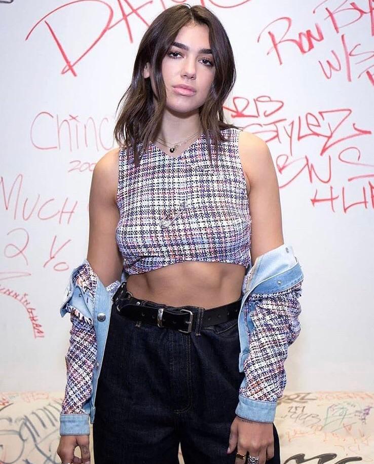 Dua Lipa. Look at those abs 😍 | Scrolller