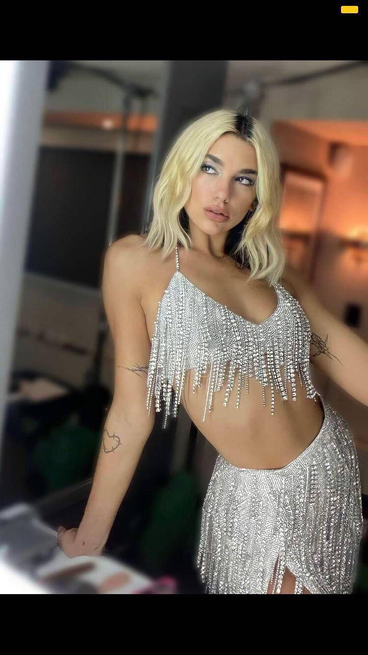 Dua Lips just a perfect babe Scrolller