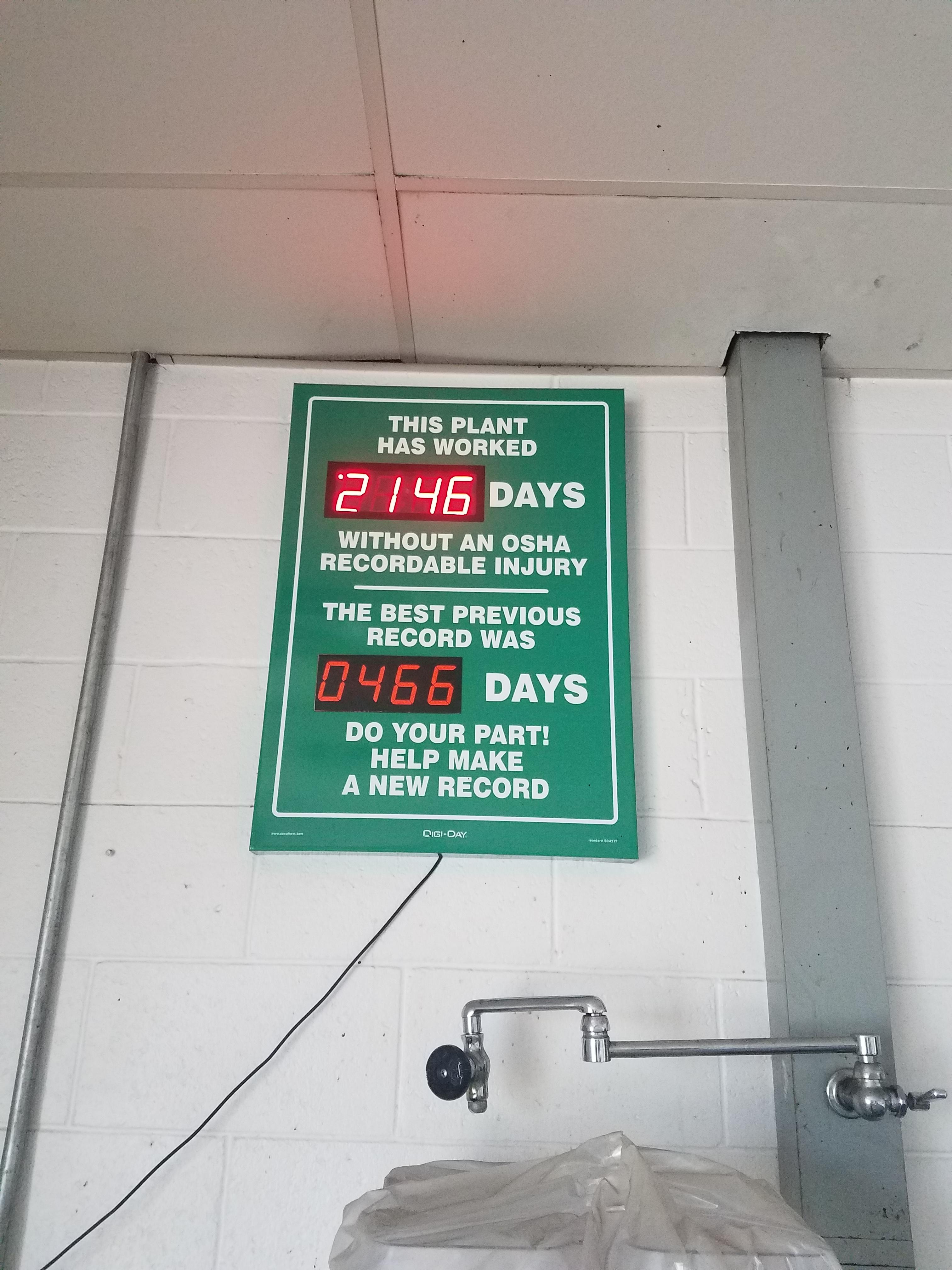 [Abandoned] Old aluminum plant still has workplace injury sign on 5 ...