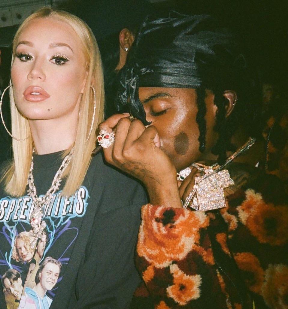 Famous curvy musician from Australia dates well known black American