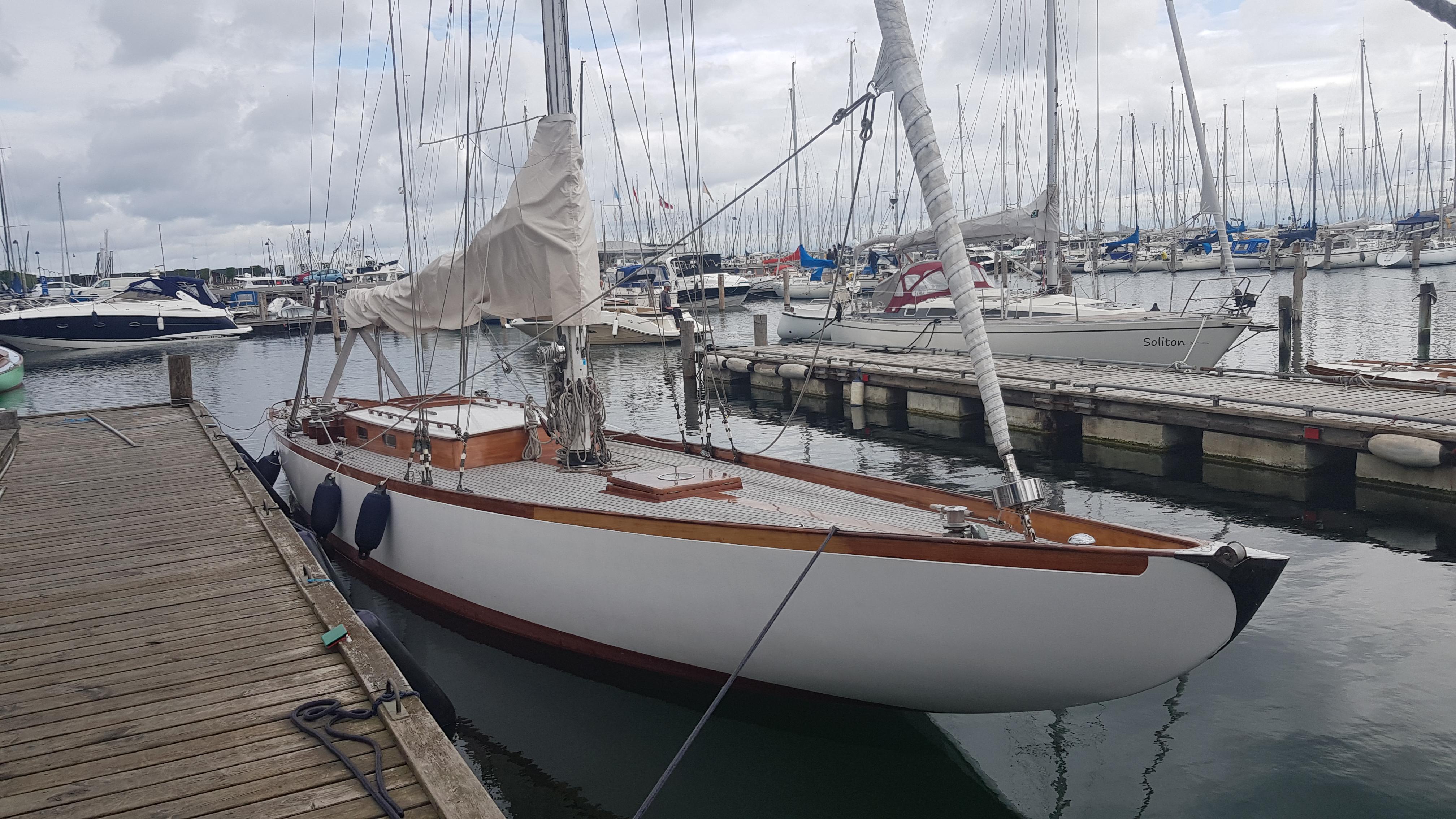 First day with the rigging fitted | Scrolller