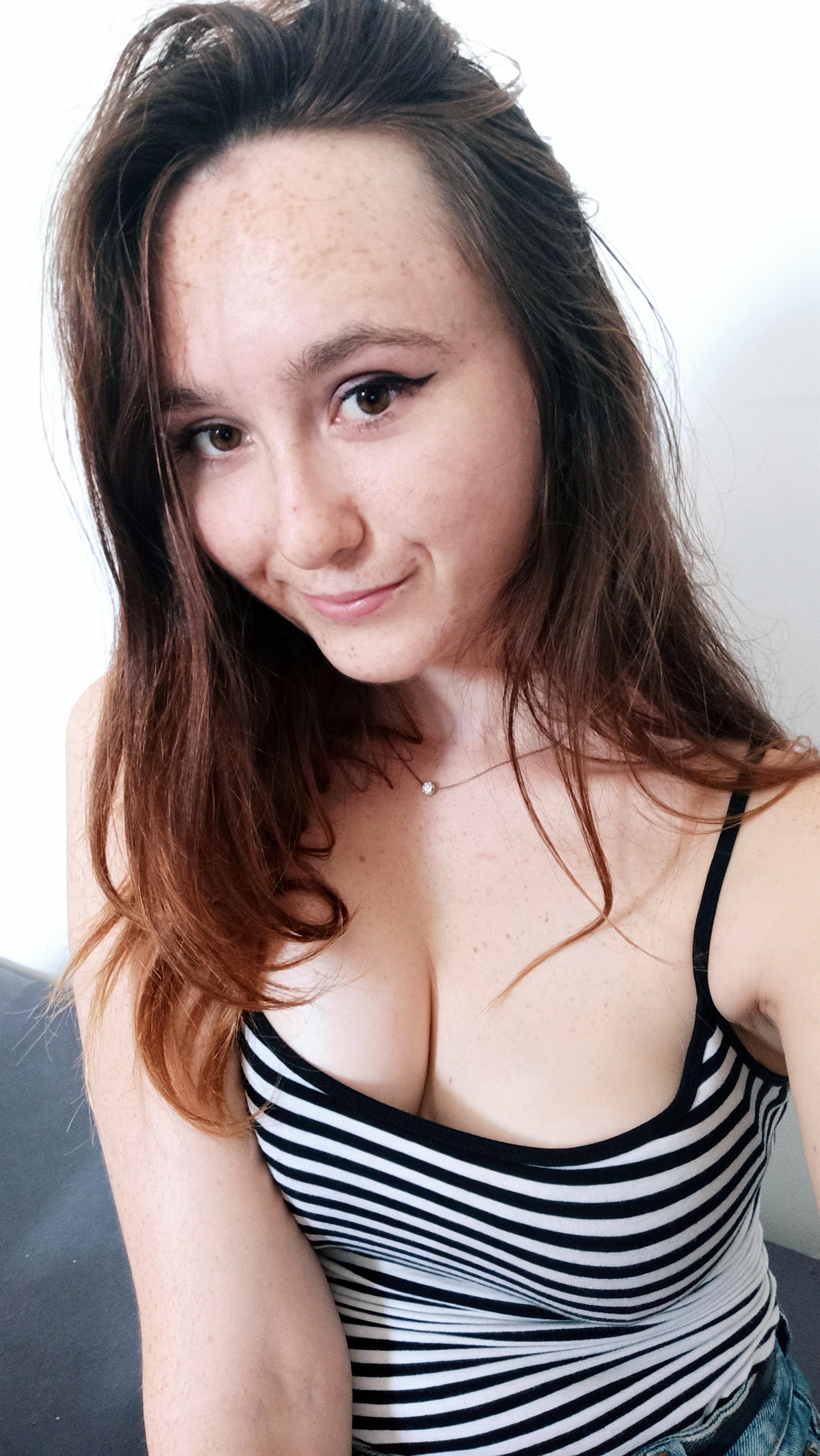 Mackenzie Jones Onlyfans: 5 Reasons To Subscribe (And 5 To Skip) - ety1tli