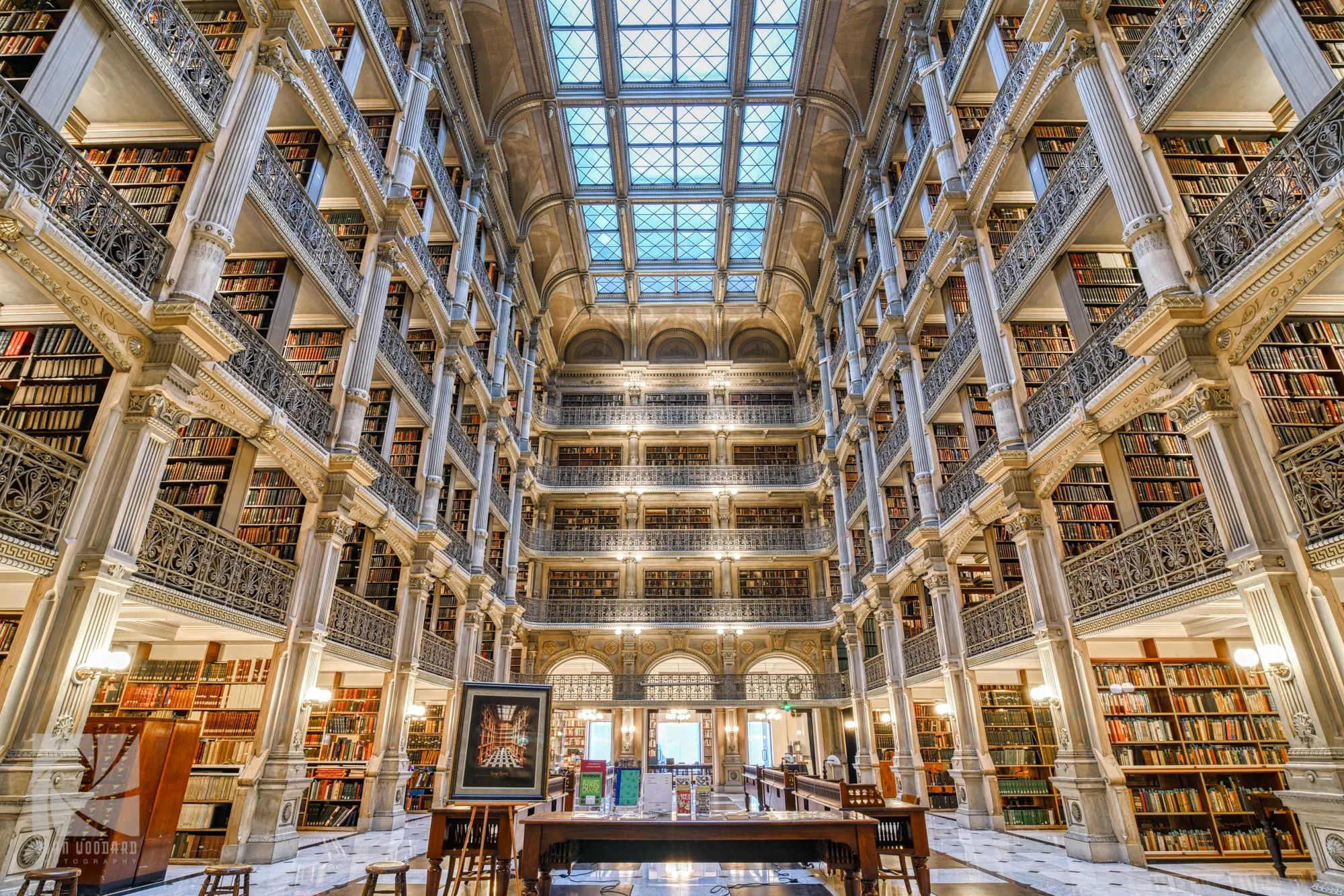 George Peabody Library - Baltimore, MD [2000x1335][OC] | Scrolller