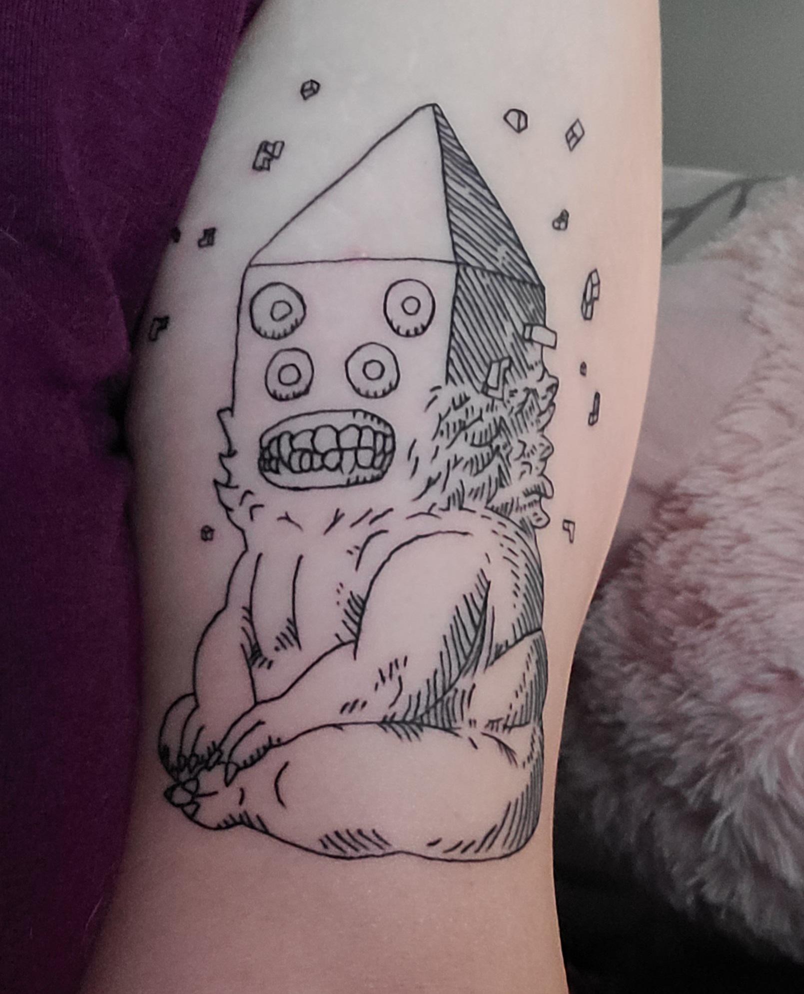 Golb tattoo done at Hall Of Tattoos in Norman Scrolller