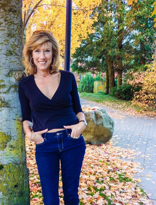 Gorgeous Gilf Scrolller gorgeous-gilf-scrolller