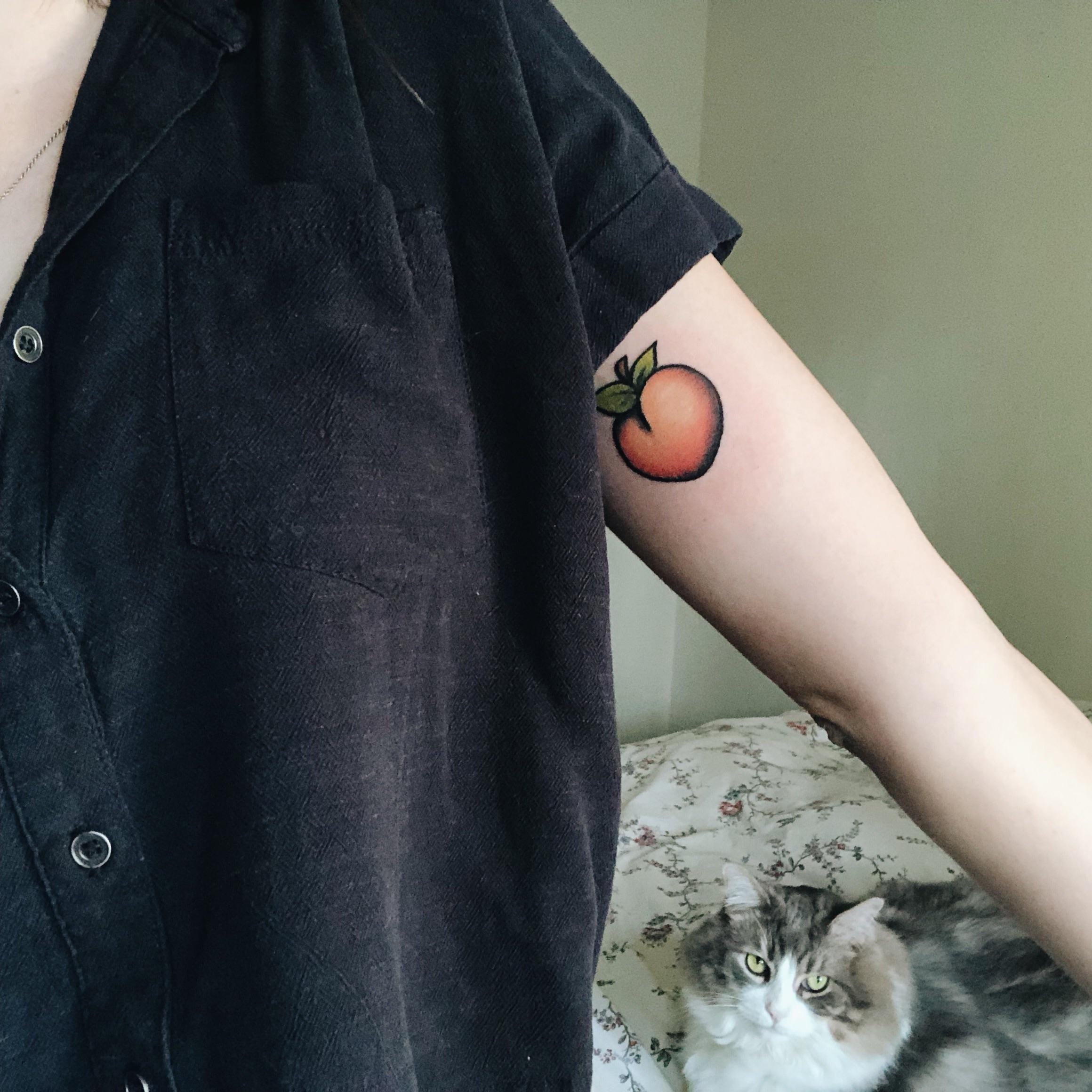 Got a peach in honor of CMBYN 🍑 Scrolller