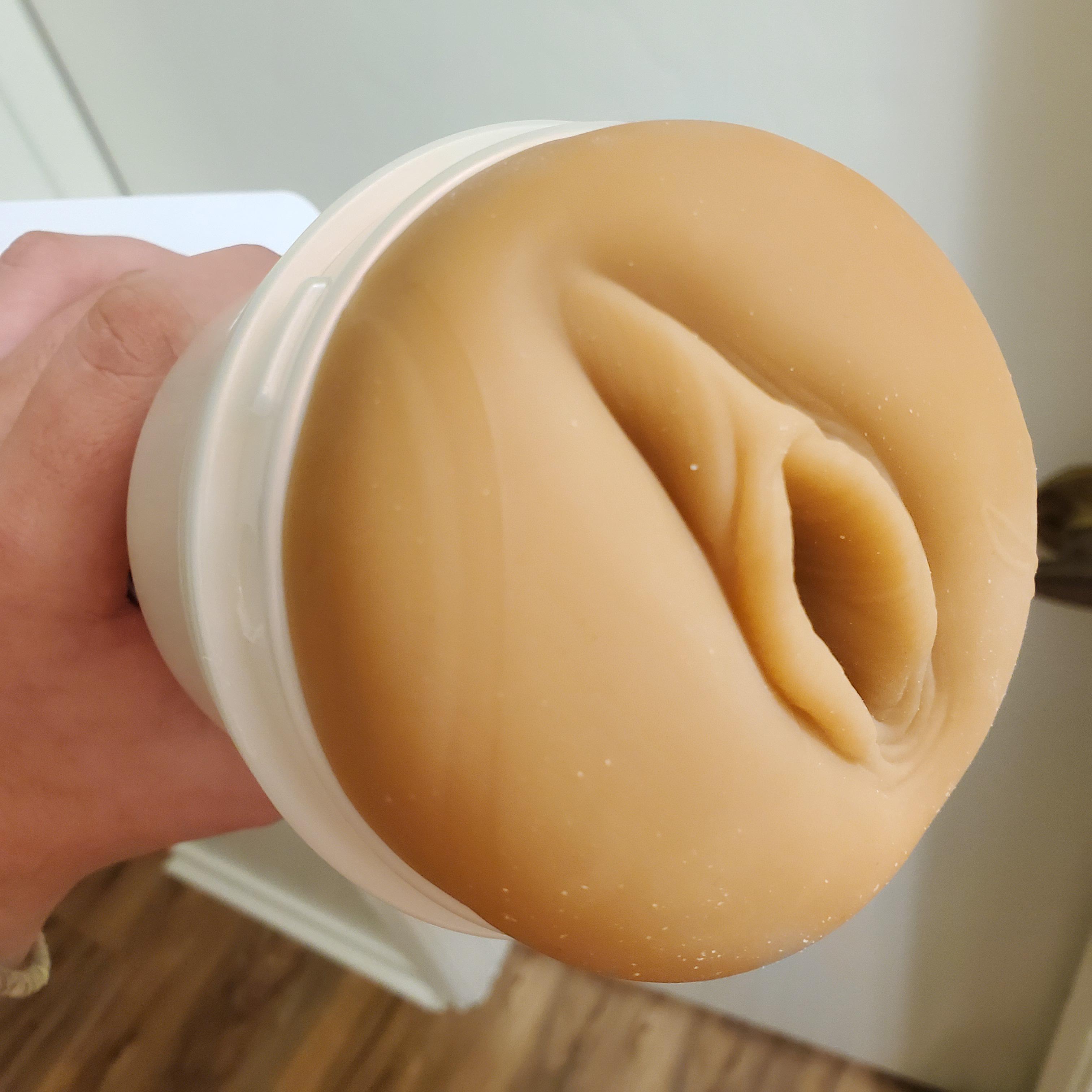 Easy to clean fleshlight
