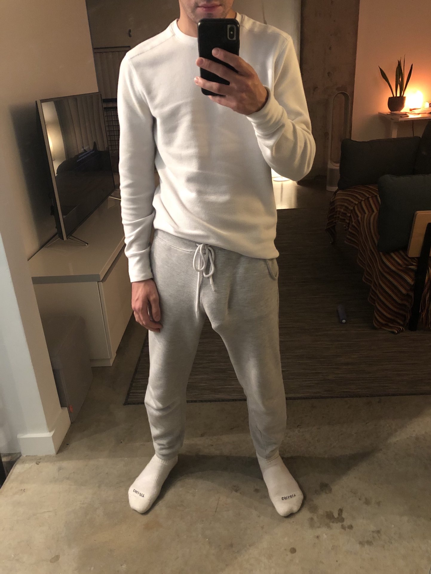 Grey Sweatpants Season Is Here Scrolller grey-sweatpants-season-is-here-scrolller