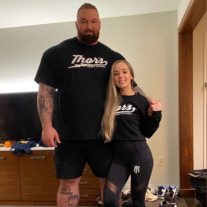 Hafthor Bjornsson world s Strongest Man And the Mountain On Game Of 