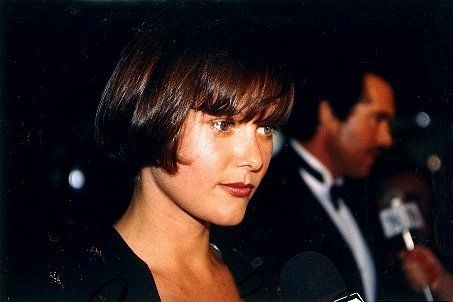 Happy Birthday Carey Lowell | Scrolller