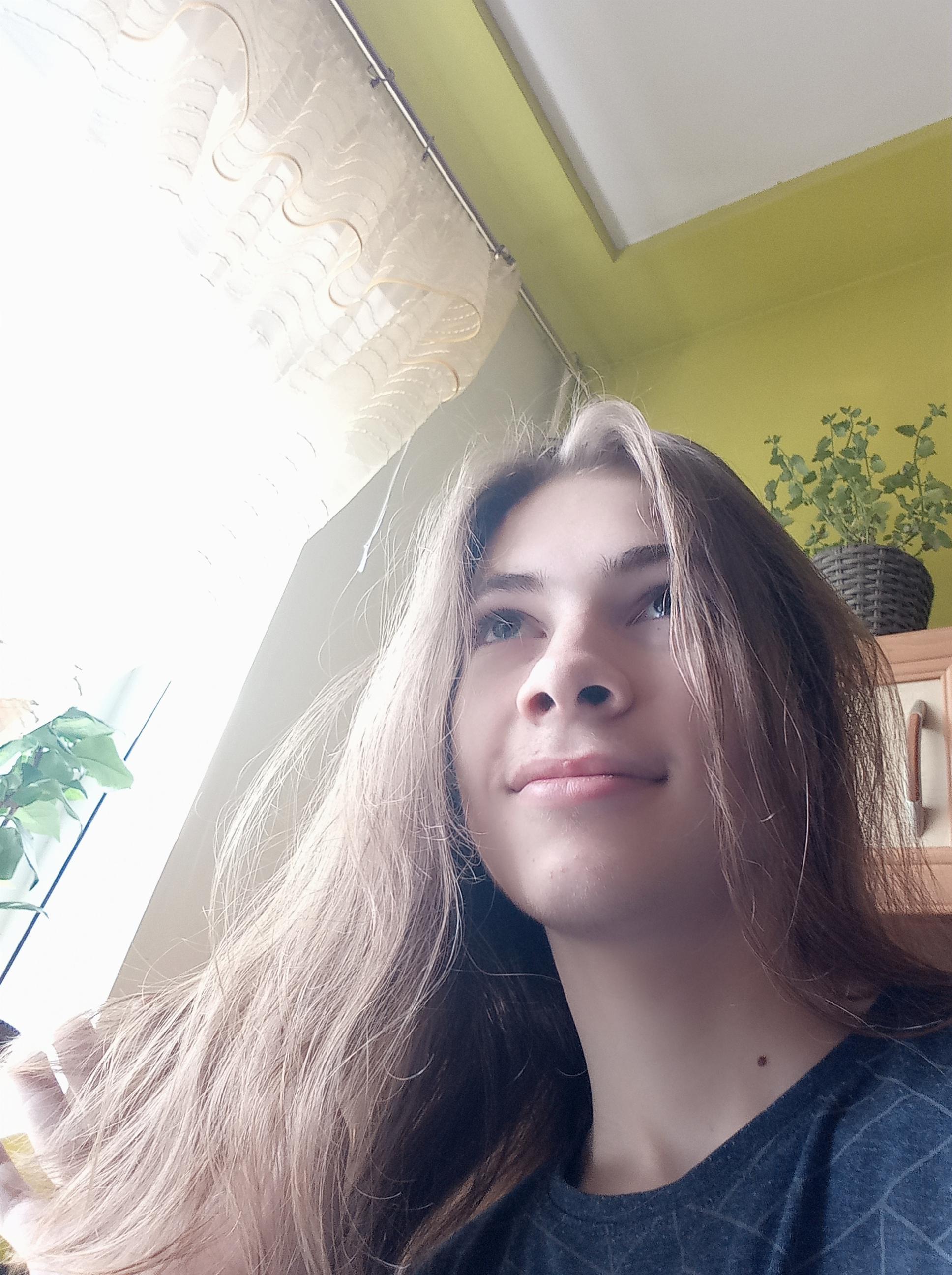 Hello ππ | Scrolller