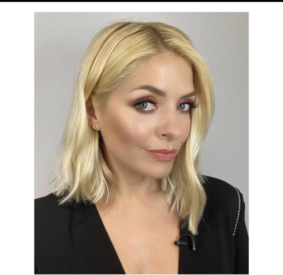 Holly Willoughby Has Got Me Soo Hard Help Me Cum To Her Please Scrolller 0292