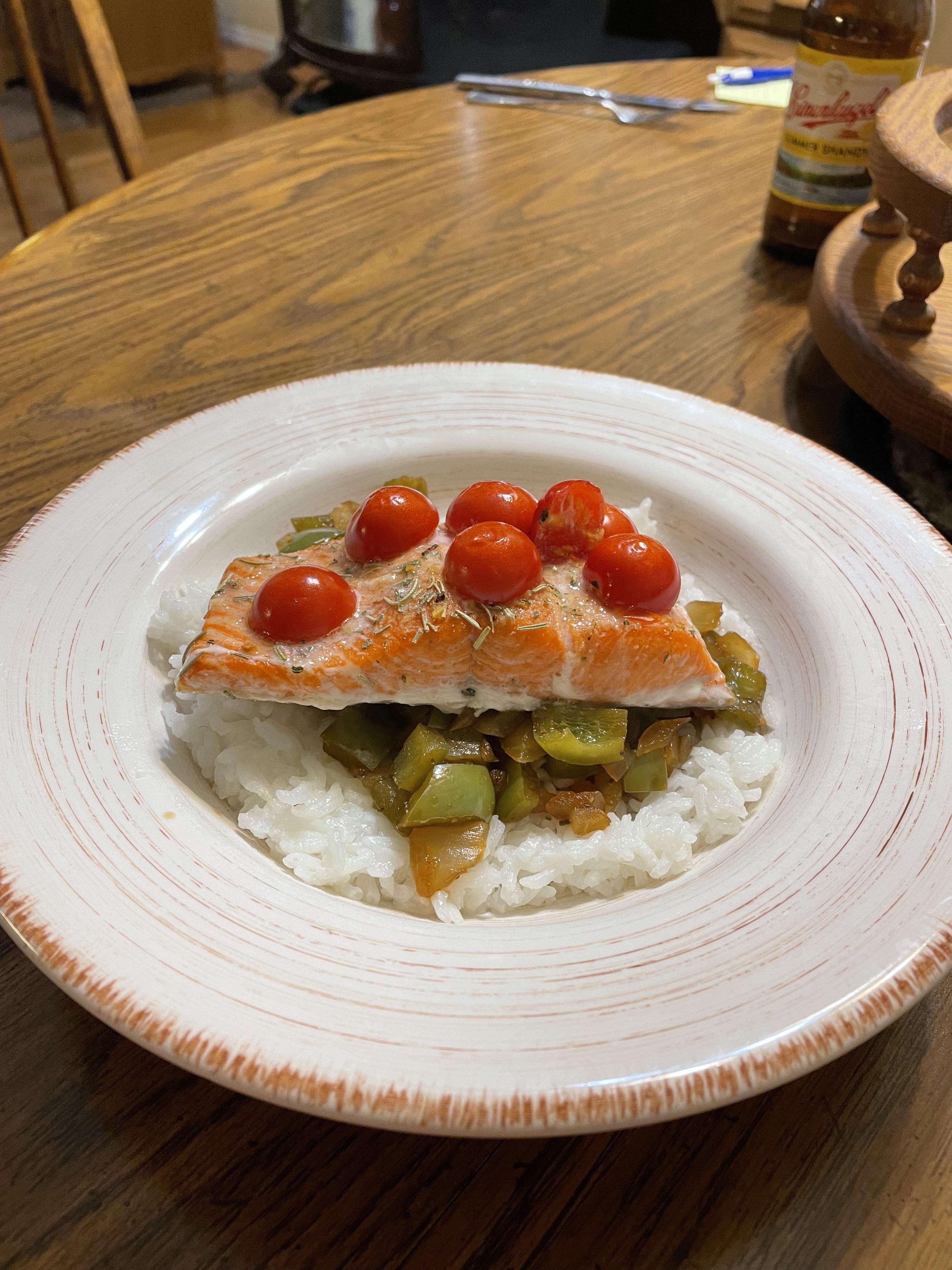 [homemade] Salmon, rice and veggies Scrolller