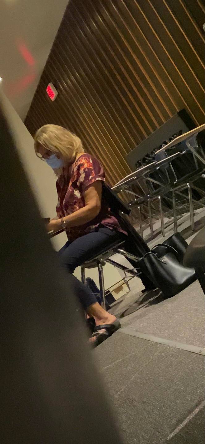 Hot Gilf Spotted Scrolller