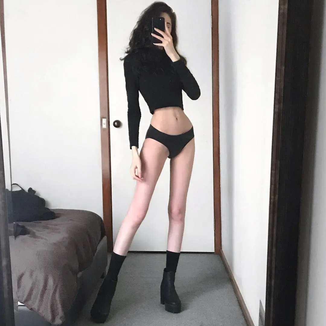 Hot long legs and tummy
