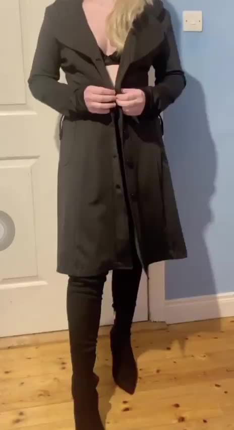 I’ll show up at your door like this 💋