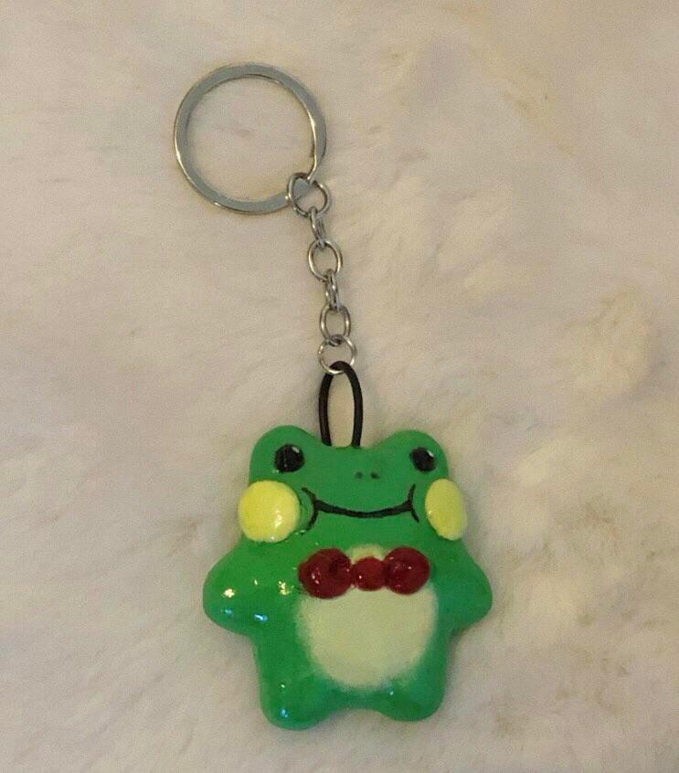 I made Yoonbum’s frog keychain | Scrolller