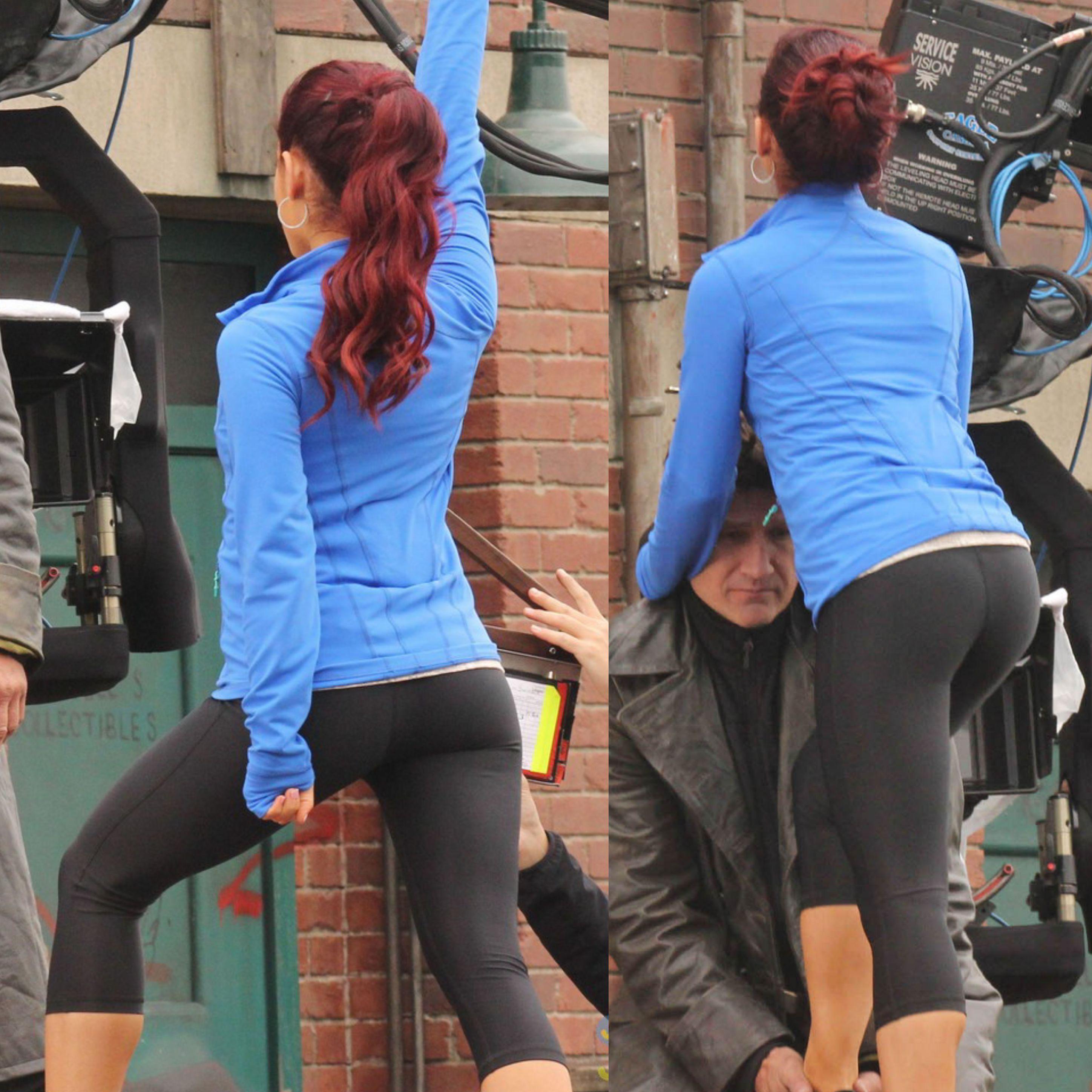 Imagine eating her ass 😩 | Scrolller