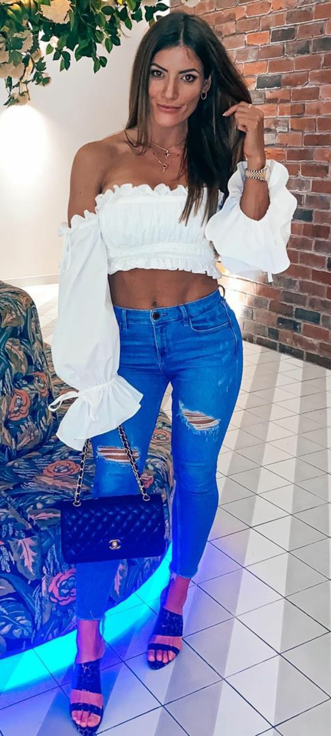 Jenny West Scrolller