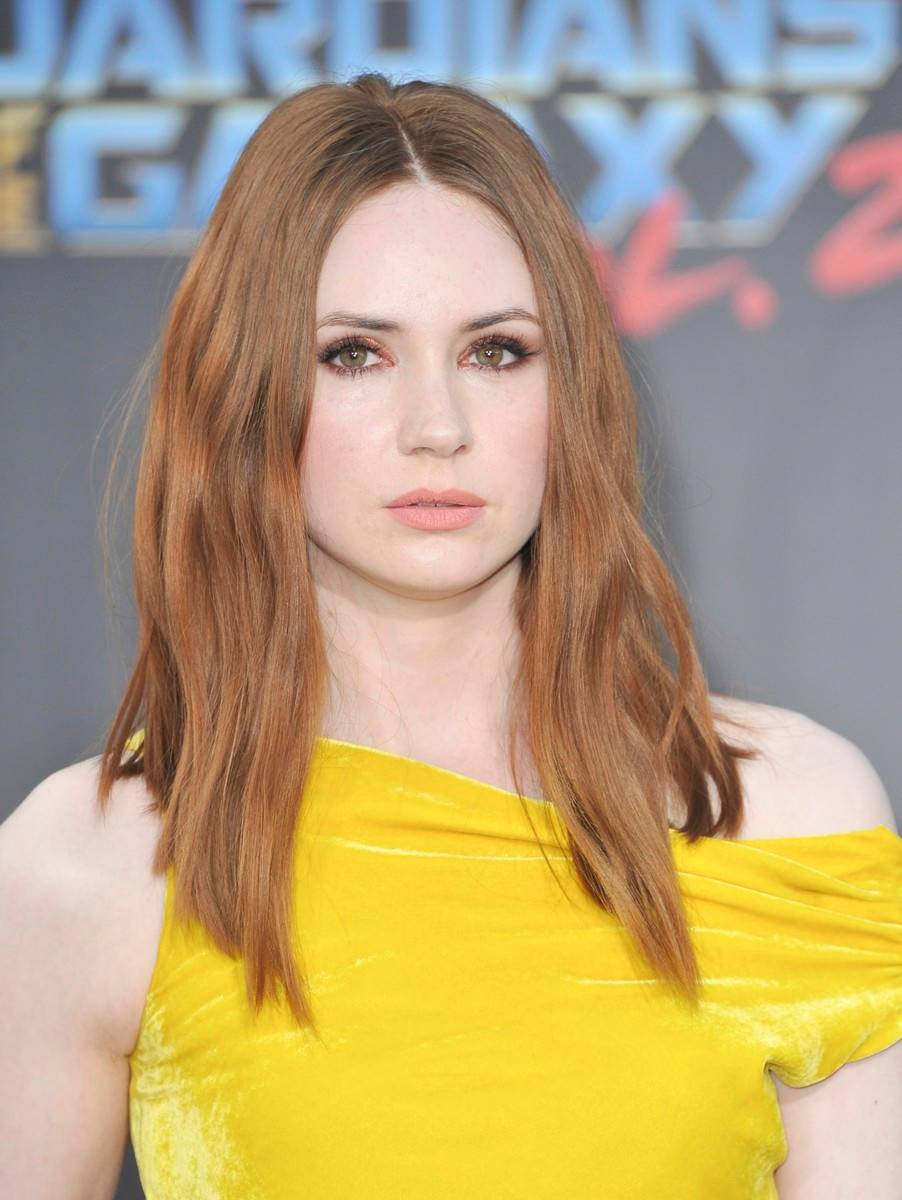 Karen Gillan | Scrolller