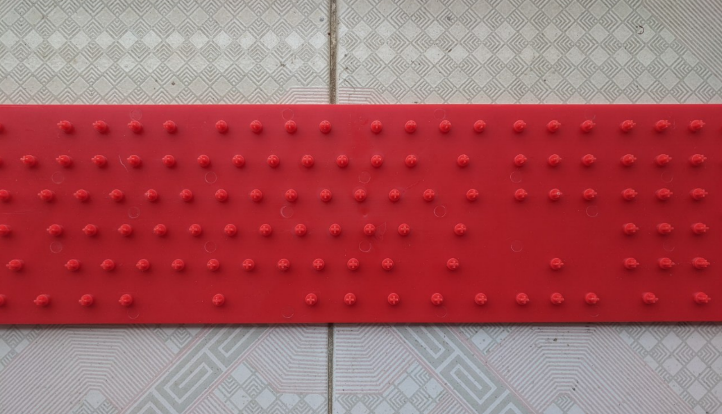 Keycap tray for washing and drying mechanical keyboard key caps ...