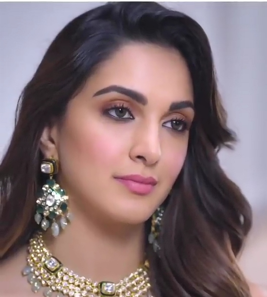 Kiara Advani | Scrolller