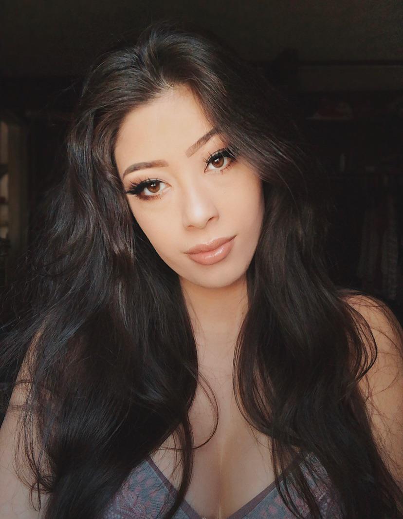 Korean x Puerto Rican Scrolller