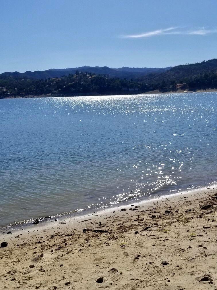 Lake Nacimiento California Scrolller