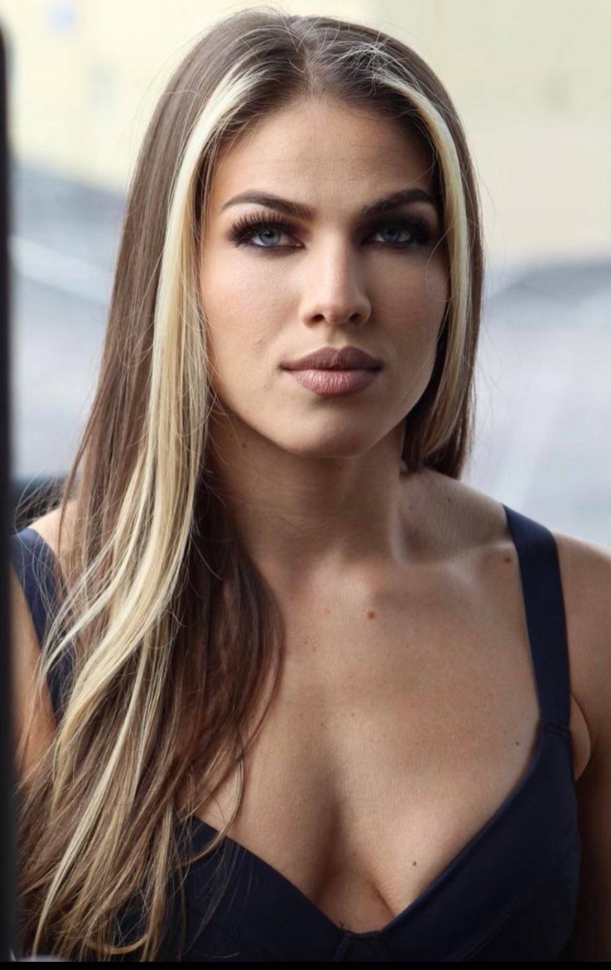 Marina Shafir Scrolller