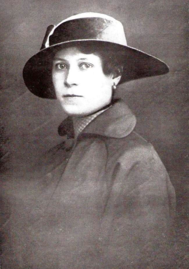 Marthe Mathilde Cnockaert (1892-1966) was a Belgian spy during the WW1 ...