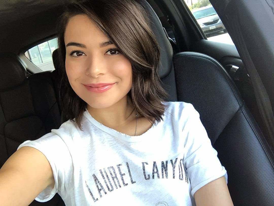 Miranda Cosgrove Takes You To A Road Trip In Her Car And Tells You She Wants Your Cock How 