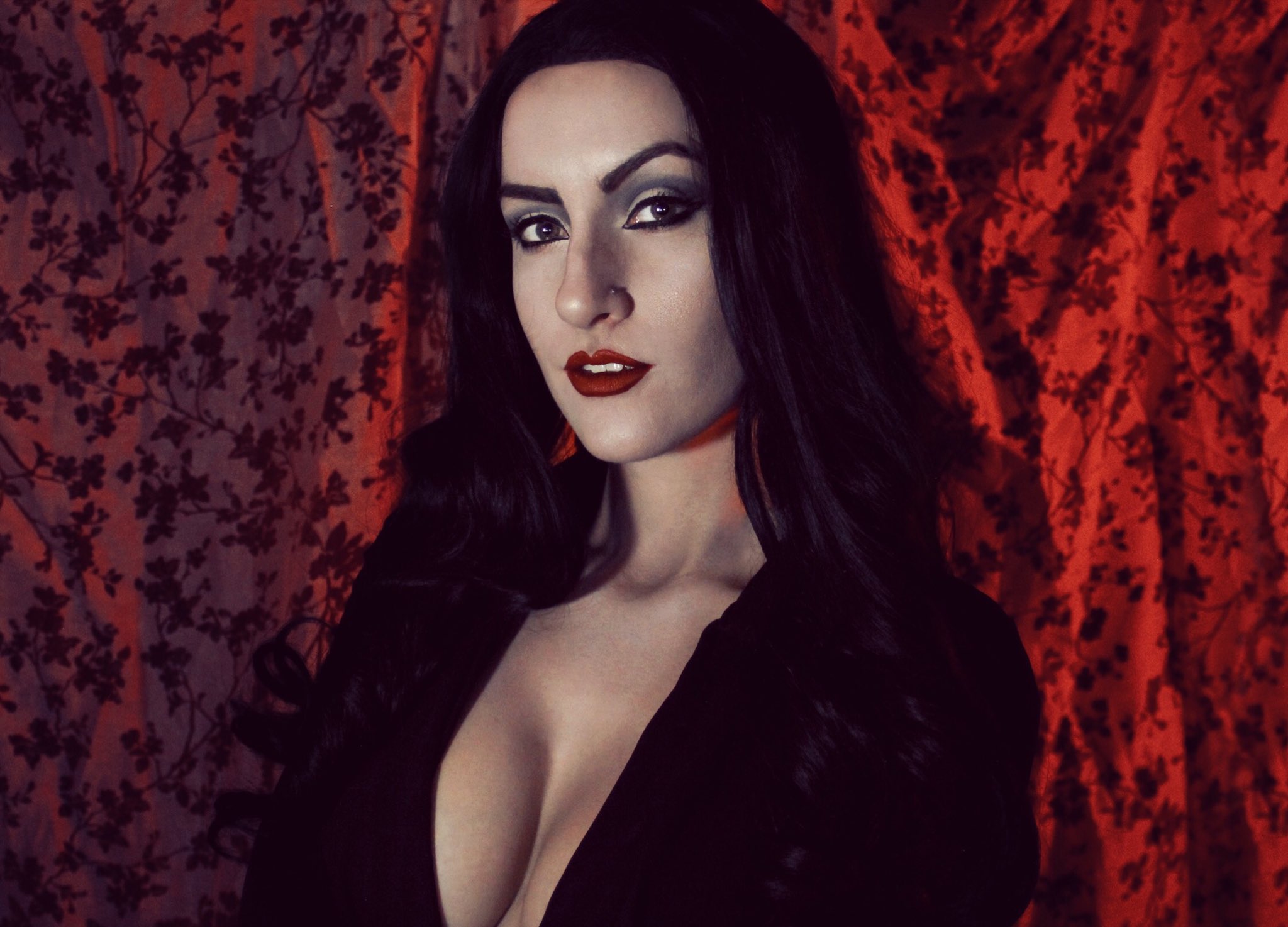 Morticia Addams Scrolller