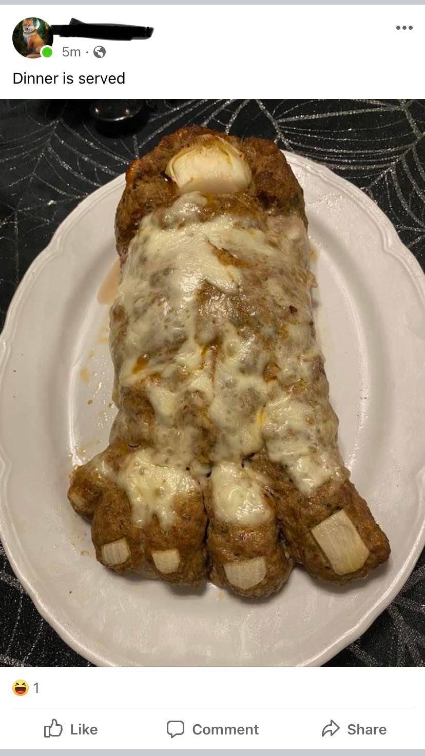 My aunt’s feet loaf Scrolller