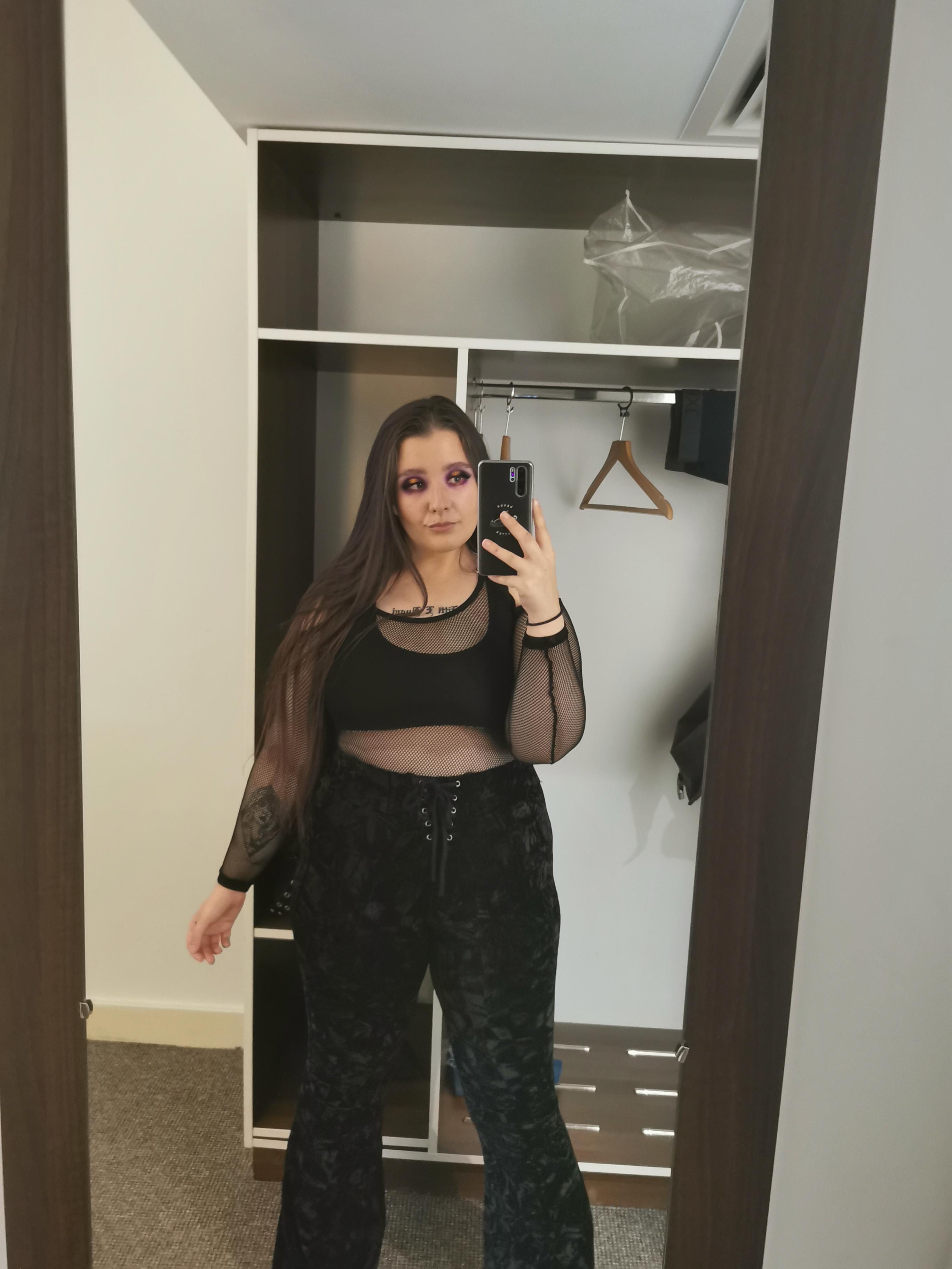 My Bad B Outfit 🖤 | Scrolller