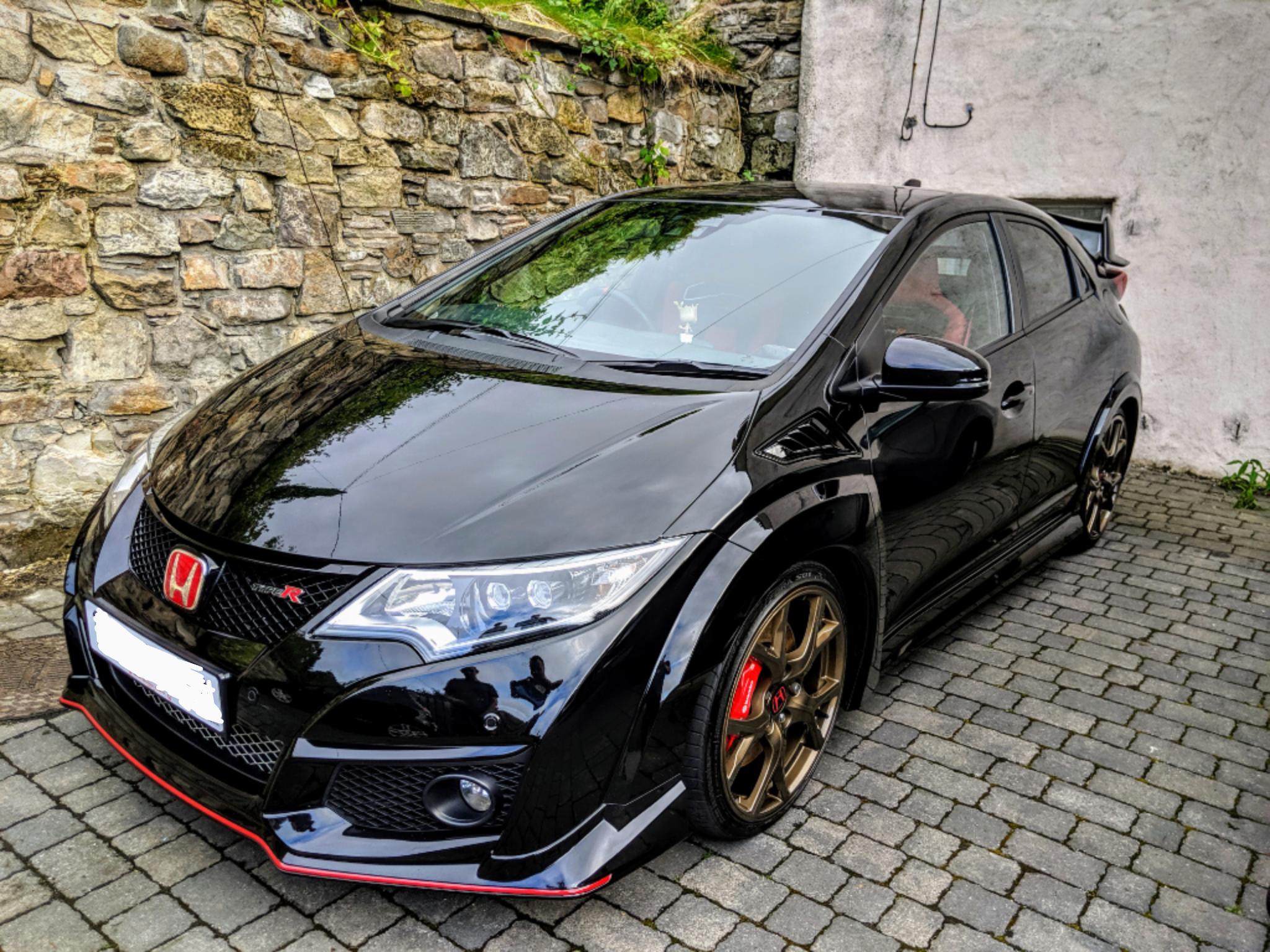 My FK2 Type R. Had alloys refurbed on Tuesday and today detailed with ...