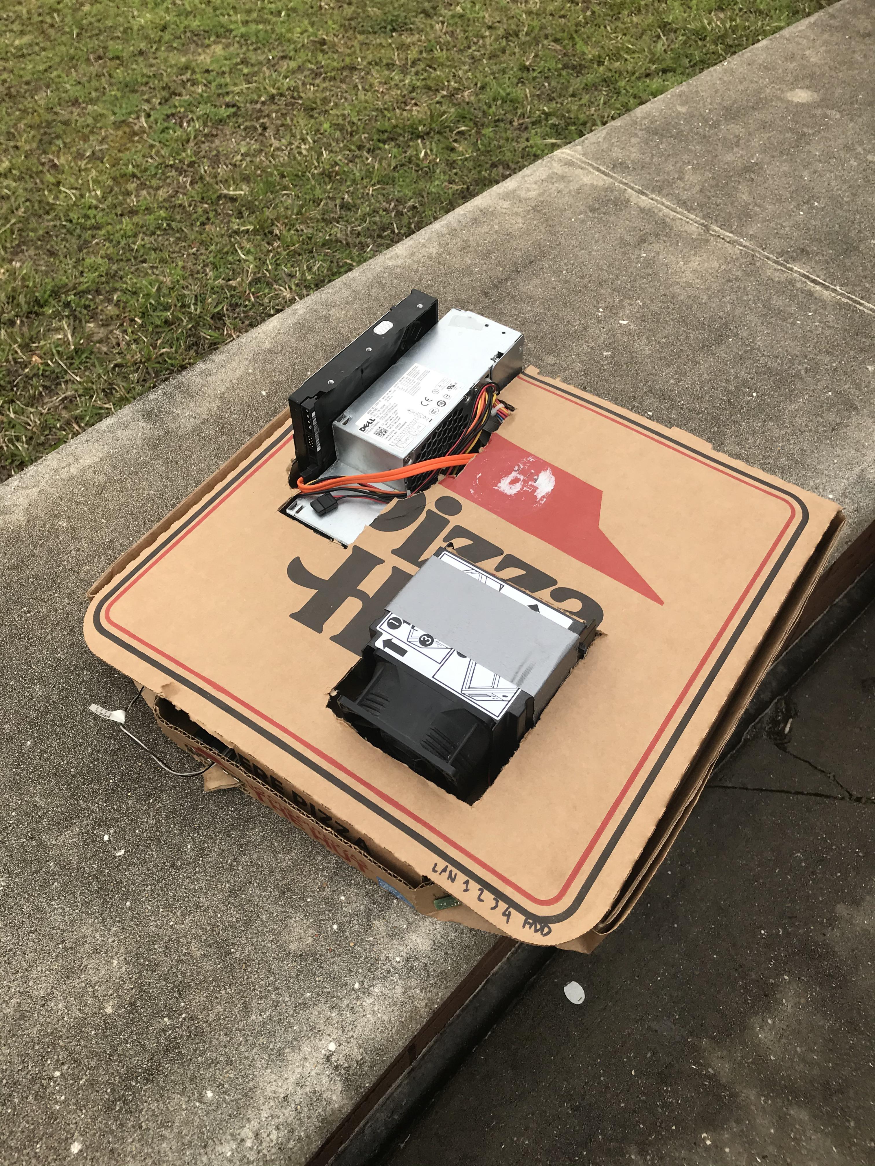 My friend turned a pizza box into a computer. It runs and can even play ...