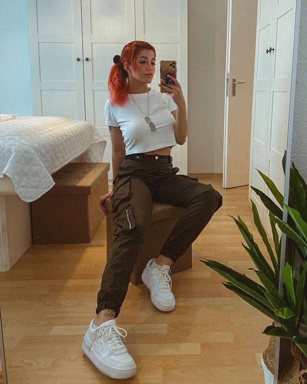 Nail me to the cross in the darkest alley 🏹 (igkunshikitty) Scrolller